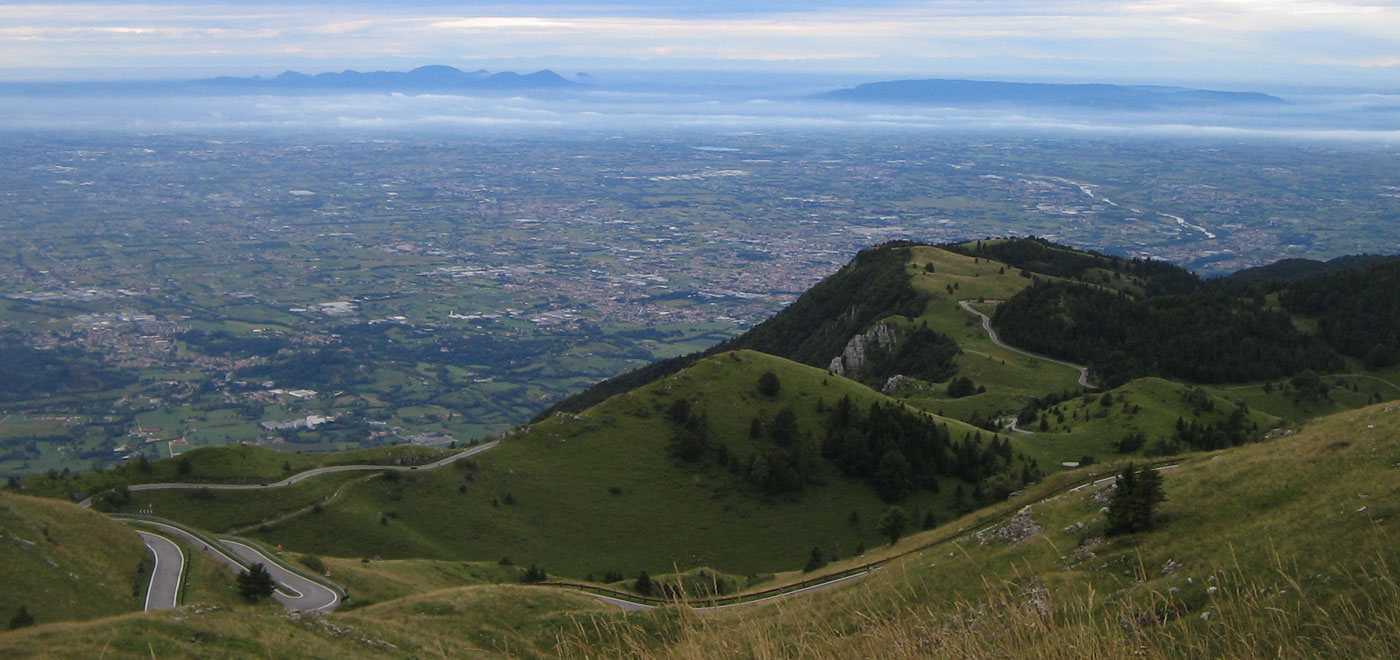 vista dall'alto su Bassano del Grappa