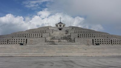 sacrario militare cima grappa